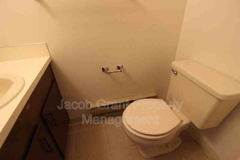 776 Whittier St #776 - Photo 4 of 5