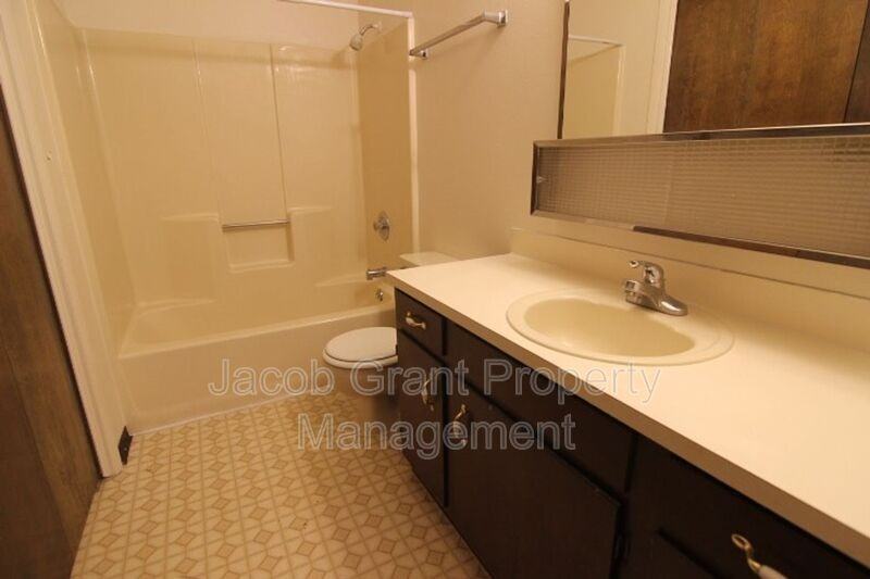 776 Whittier St #776 - Photo 5 of 5