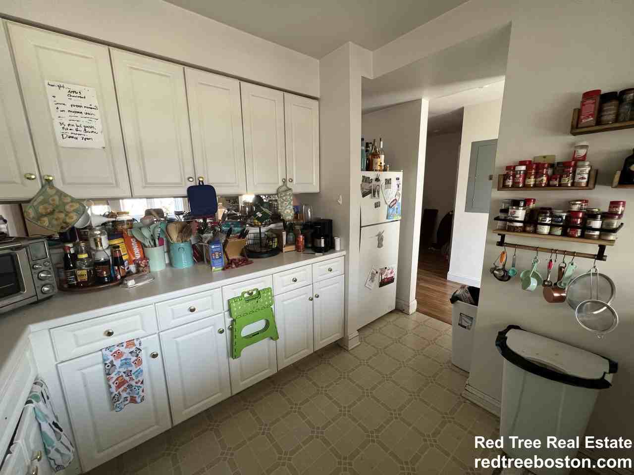 8-10 Glencoe St #3 - Photo 4 of 14