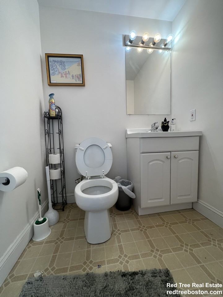 8-10 Glencoe St #3 - Photo 5 of 14