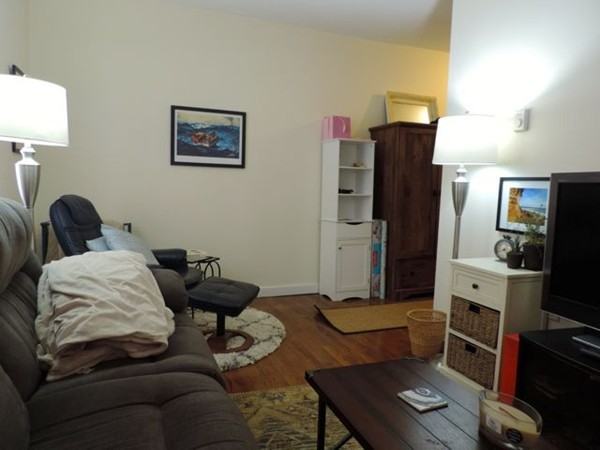 1 Schrepel Pl #1 - Photo 5 of 12