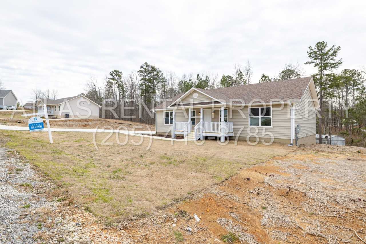 1006 Lauren Cir E - Photo 2 of 35
