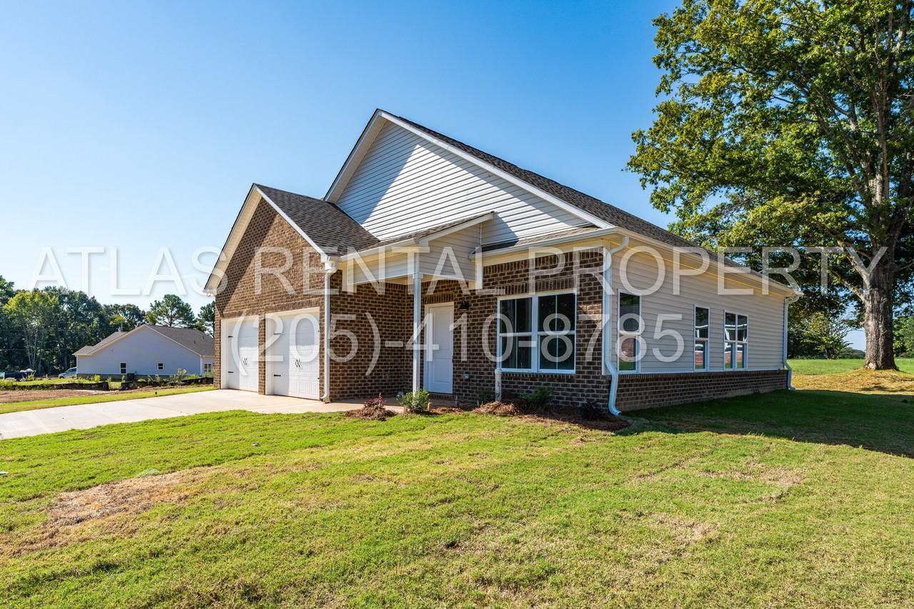 1212 Inglewood Cir - Photo 2 of 33