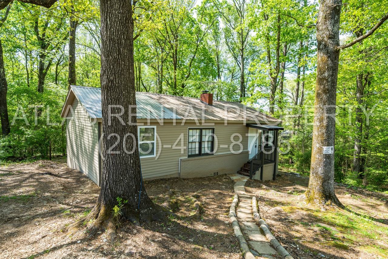 2560 Palomino Ln - Photo 2 of 25