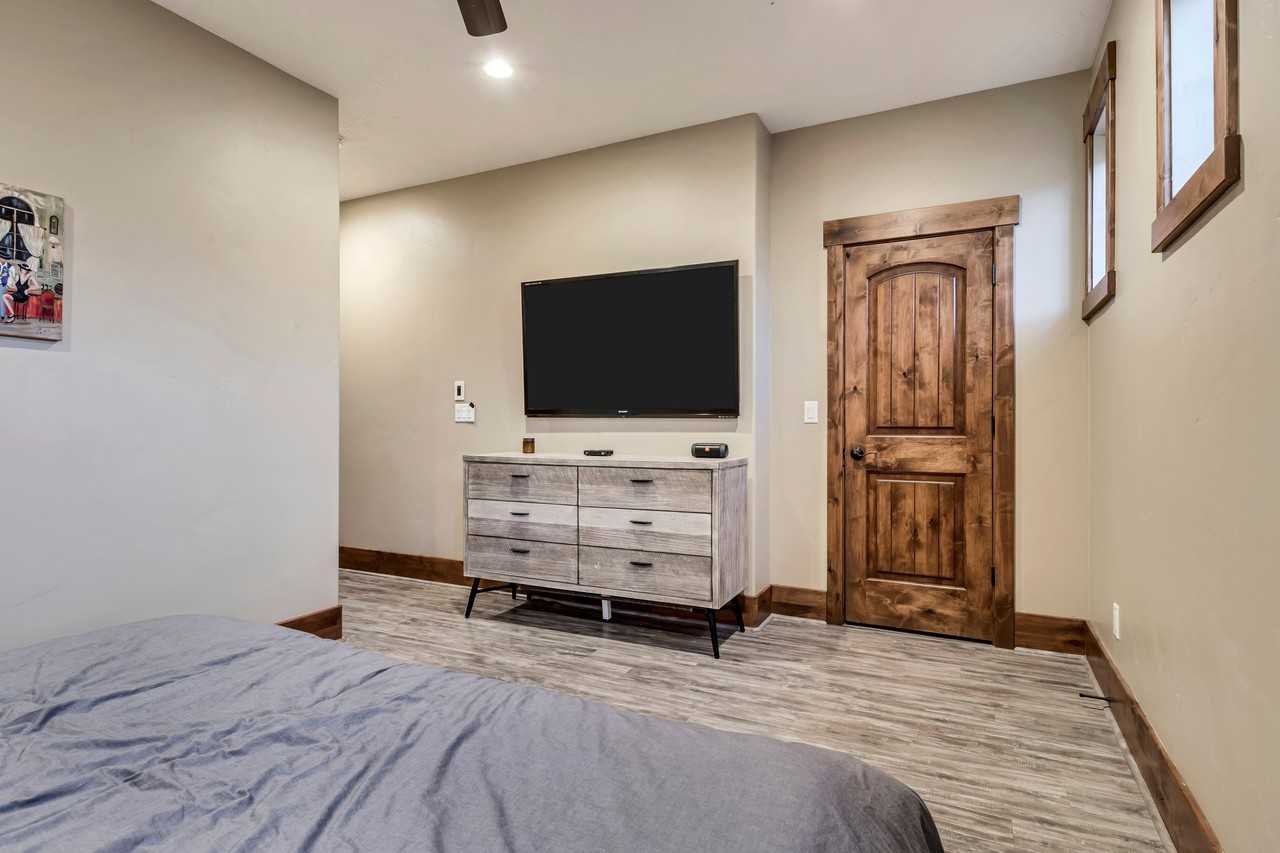13412 N Alexis Dr - Photo 3 of 23