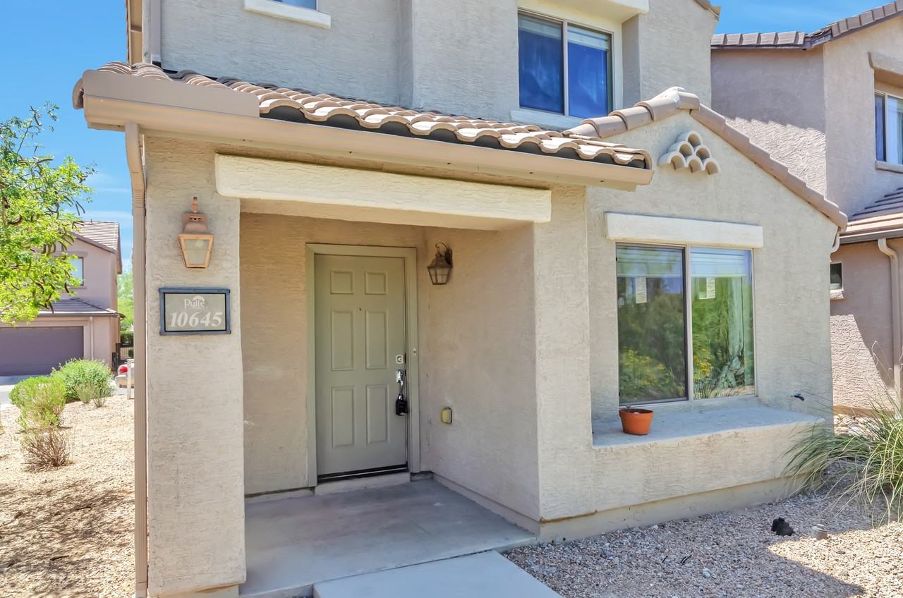 10645 E Singing Canyon Dr - Photo 3 of 26