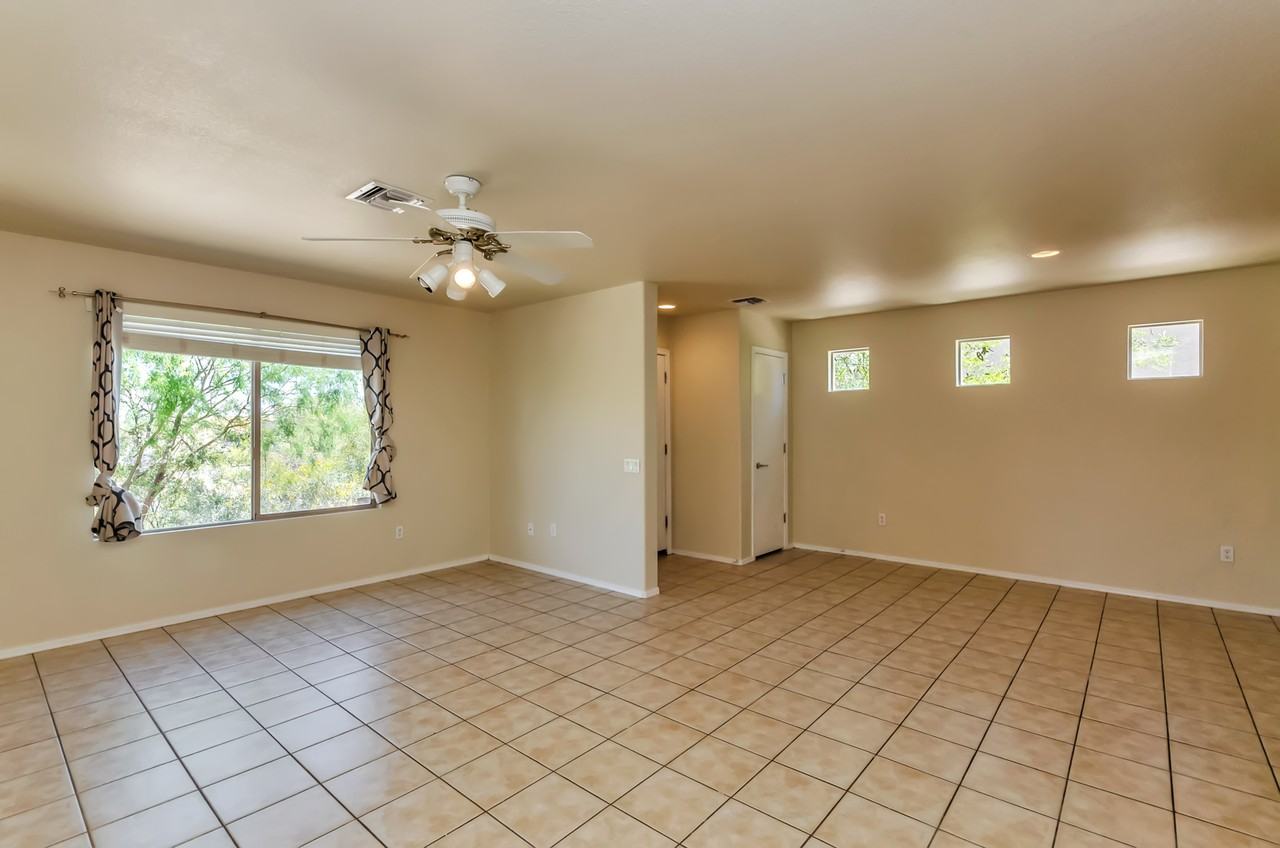 10645 E Singing Canyon Dr - Photo 6 of 26