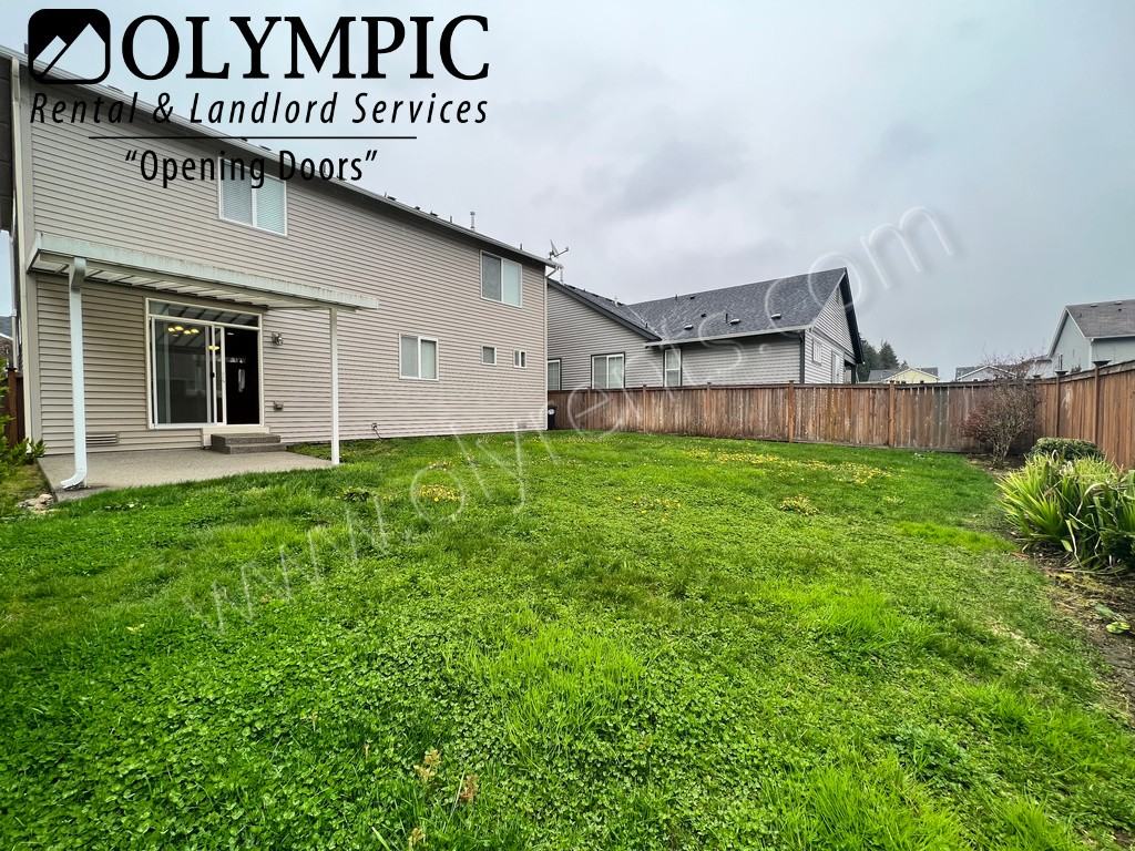 1921 69th Ave Se - Photo 2 of 25