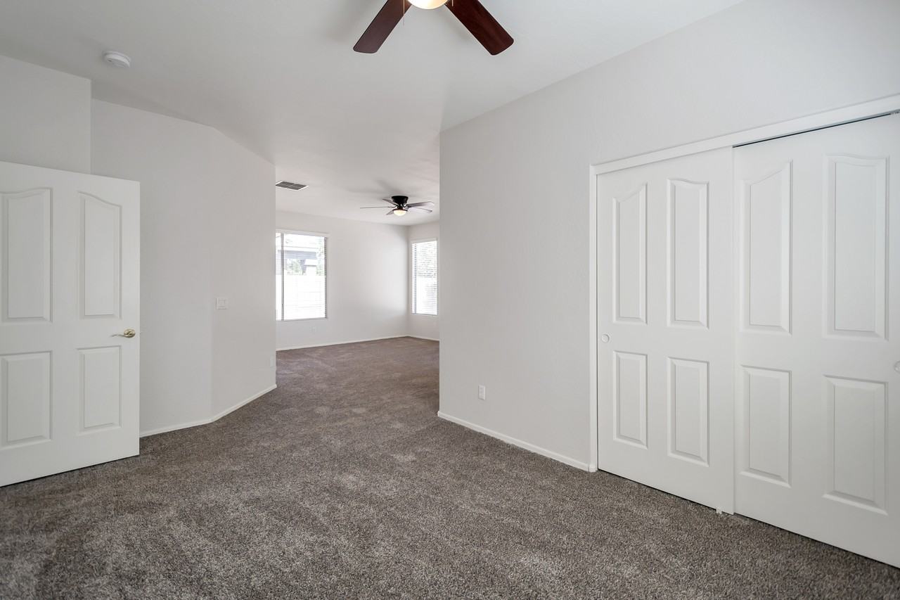 100 E Piccolo Ct - Photo 4 of 15