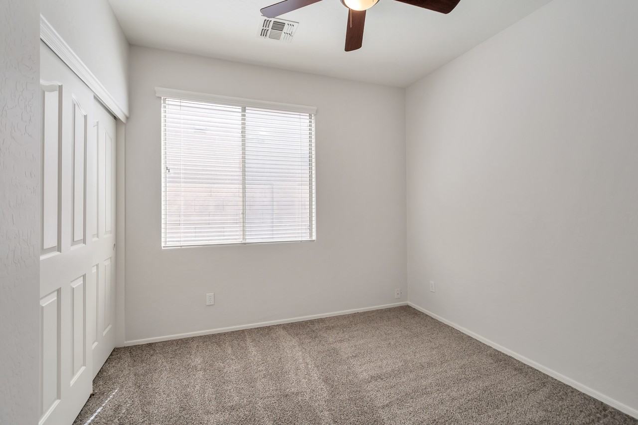 100 E Piccolo Ct - Photo 7 of 15