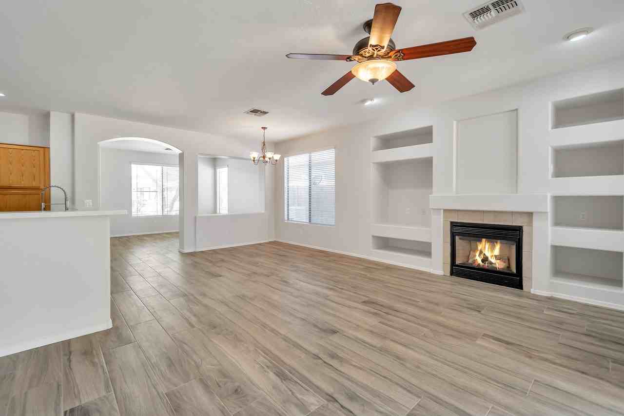 100 E Piccolo Ct - Photo 3 of 17