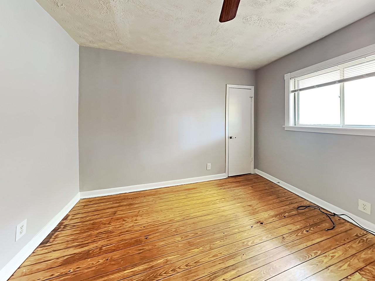 1332 Eubanks Ave #1 - Photo 5 of 15