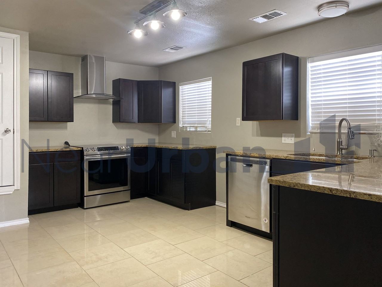 1507 Gorman - Photo 5 of 13