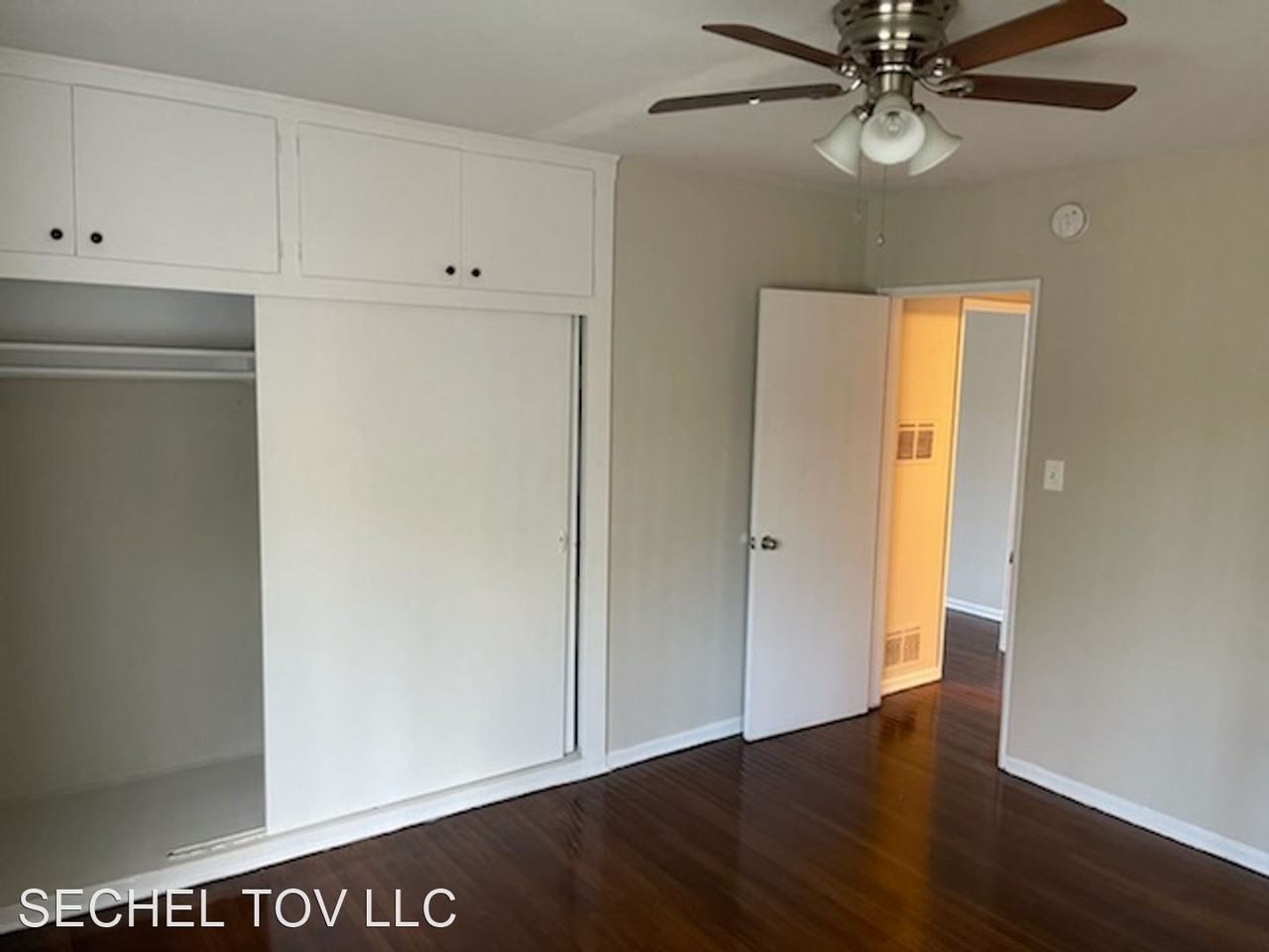 917 N Hudson Ave. - Photo 3 of 26