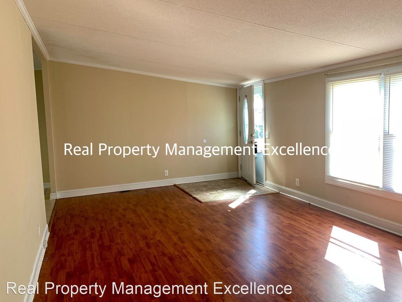 206 Keith Hills Dr - Photo 2 of 18