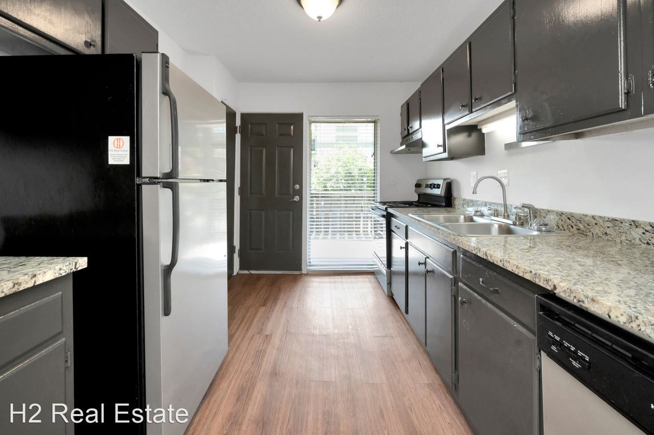 The Irish - Photo 3 of 28