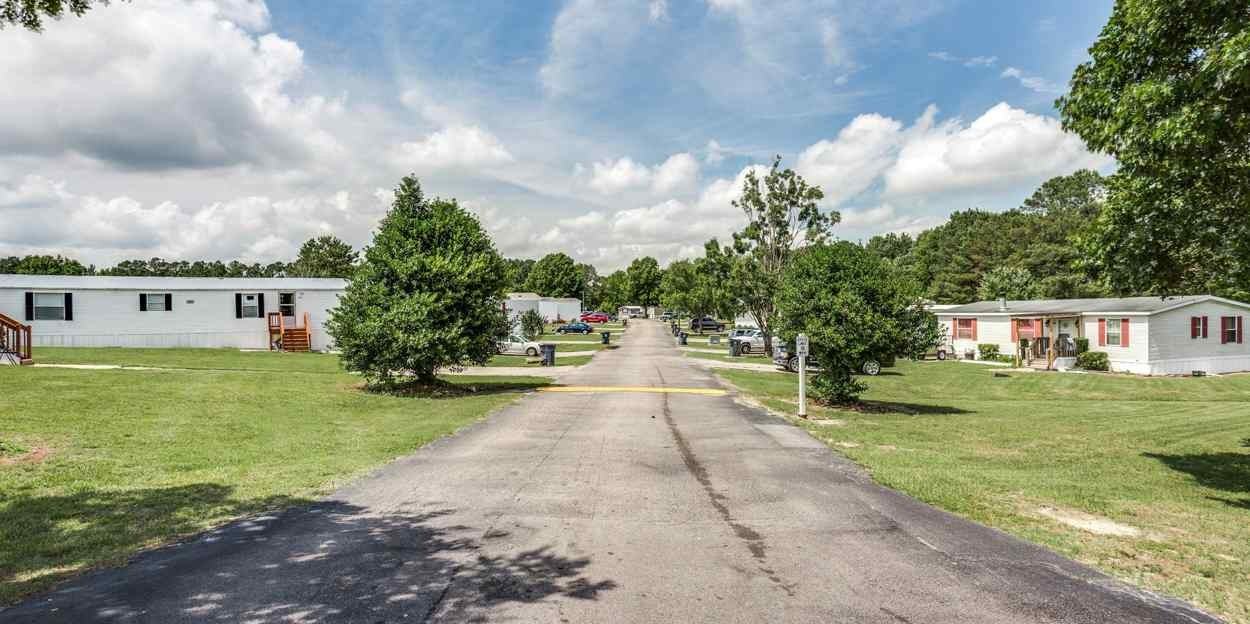 Deerhurst - Photo 3 of 6