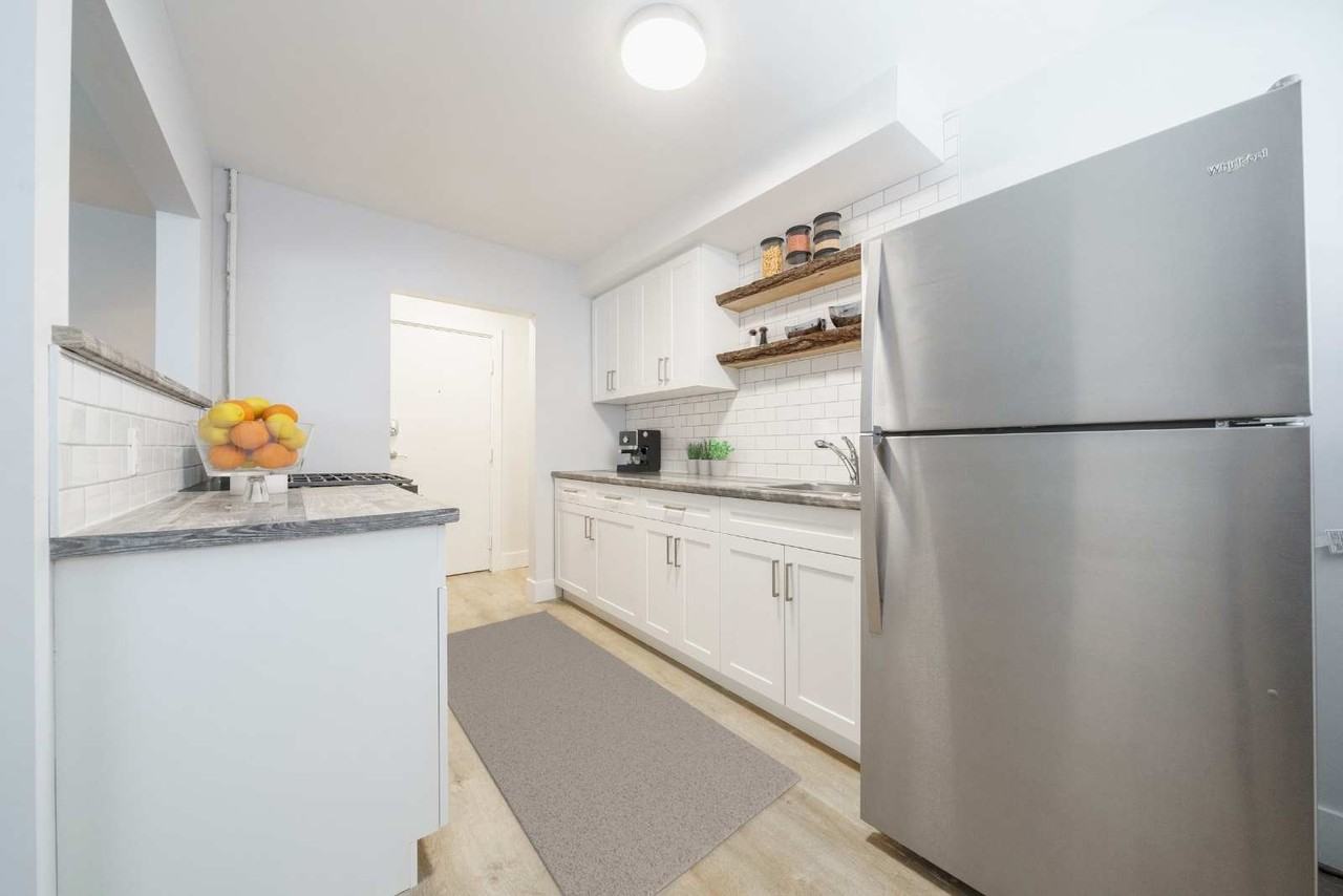 11 & 23 McClary Avenue - Photo 3 of 41