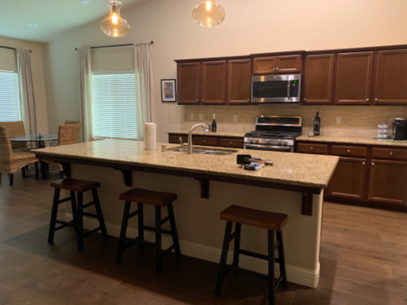 471 Rosewood Ave - Photo 2 of 11