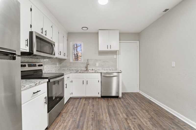 116 S Budding Ave #A - Photo 5 of 16