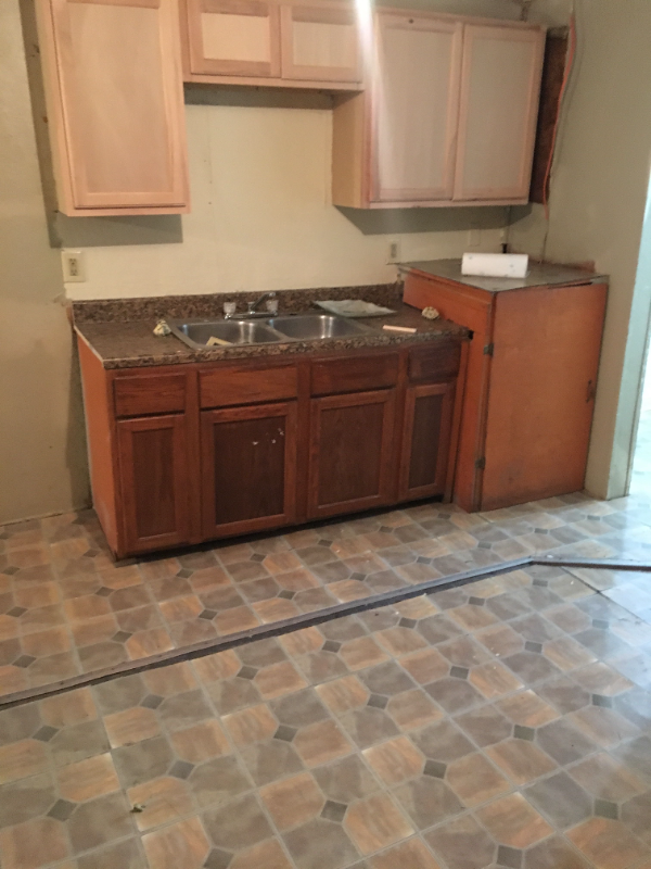 607 Benjamin St #B - Photo 3 of 9