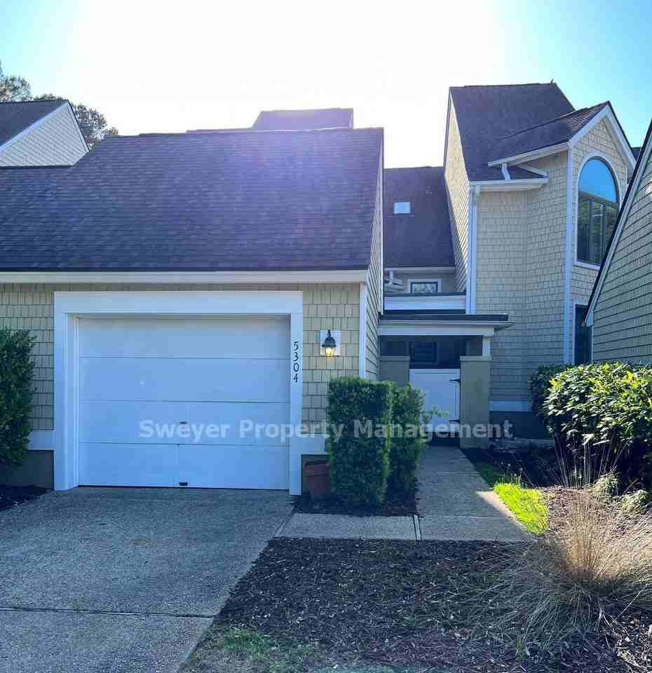 5304 Villa Ct - Photo 2 of 35