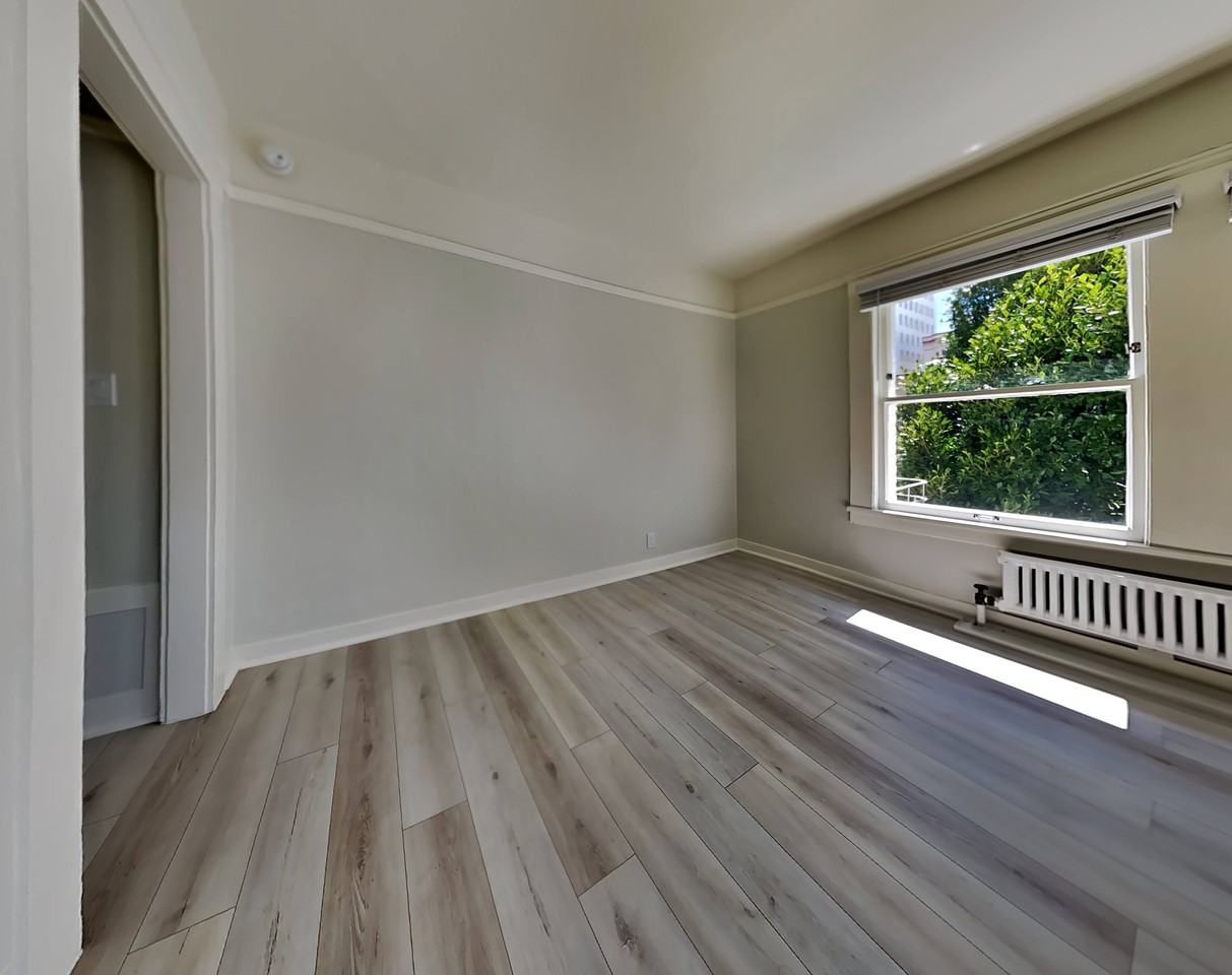 765 Geary St - Photo 7 of 29