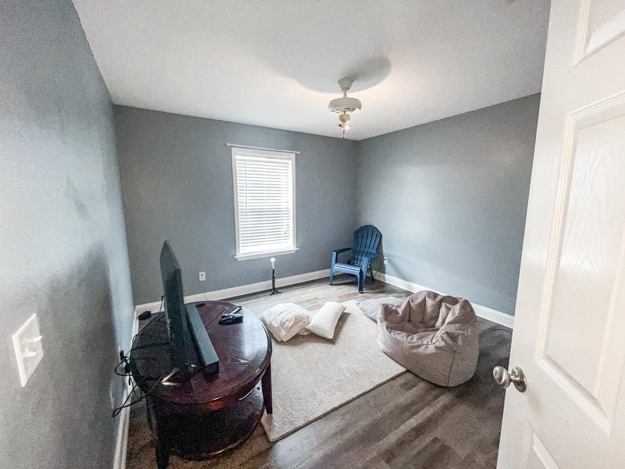 613 Waverly Ln #1 - Photo 6 of 14