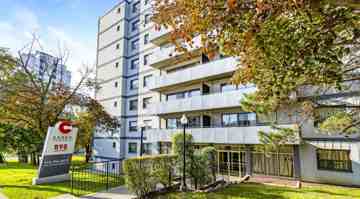 featured image of 898 Jane St