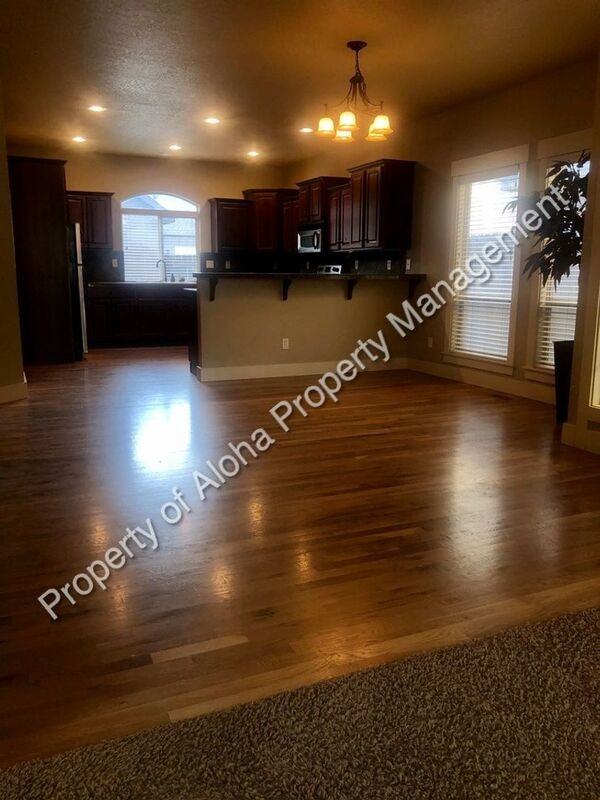 1623 S Vermont Ave - Photo 3 of 28