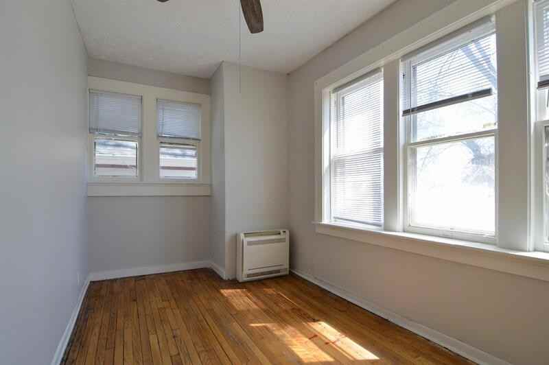 4327 S 22nd St #4 - Photo 3 of 10
