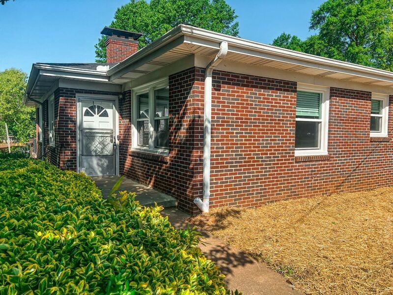 119 Karen Dr - Photo 2 of 22