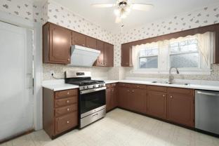 1016 Washington Ave - Photo 1 of 1