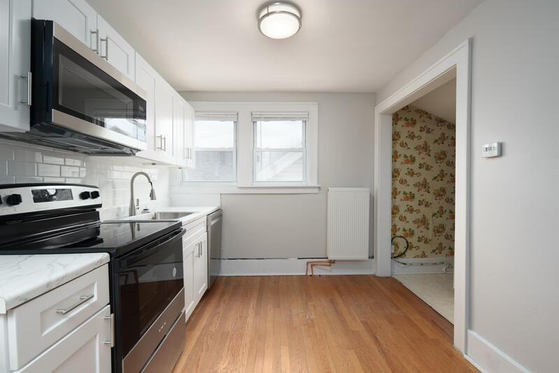 1016 Washington Ave - Photo 2 of 34
