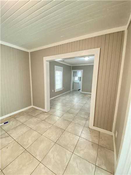 1110 New Jersey Ave - Photo 3 of 8