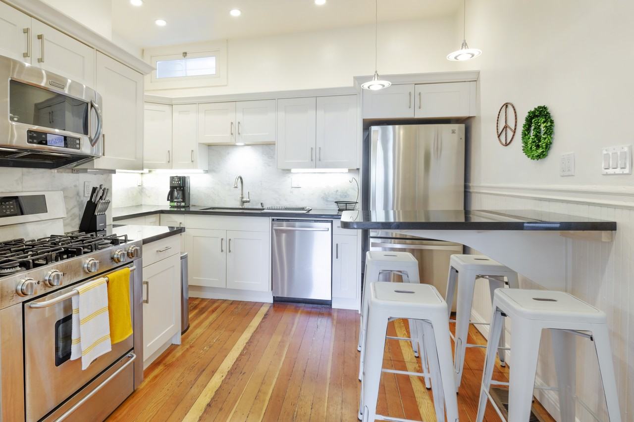 1196 West Street - Photo 3 of 8