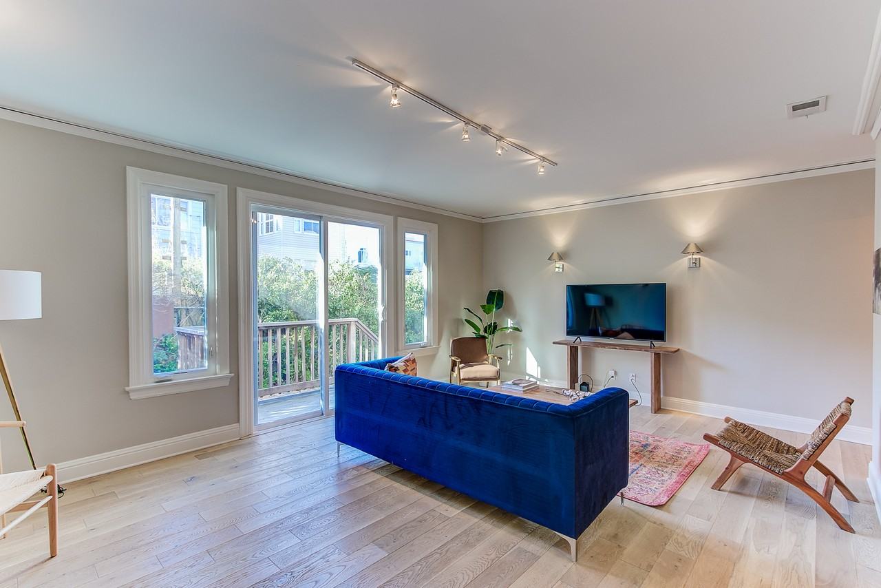 854 Tyler Street - Photo 2 of 8