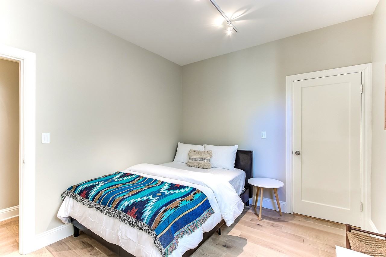 854 Tyler Street - Photo 3 of 8