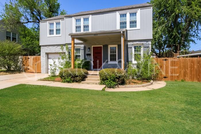 2815 Nw 44th St - Photo 2 of 18