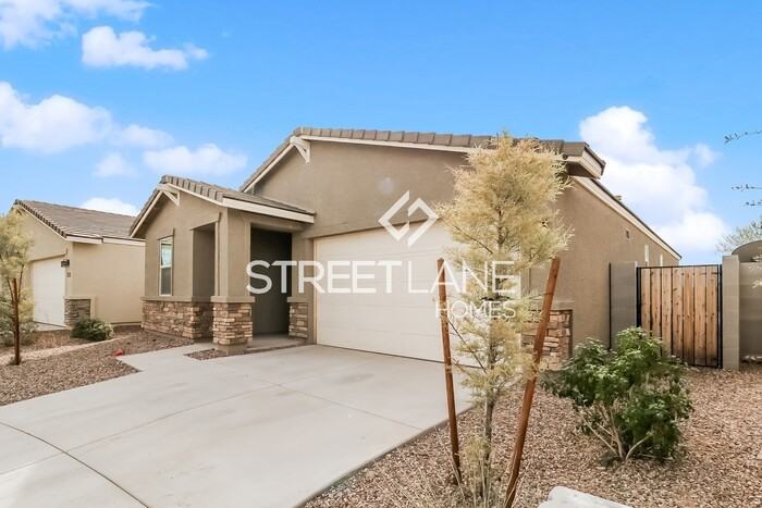 9837 W Southgate Ave - Photo 2 of 16