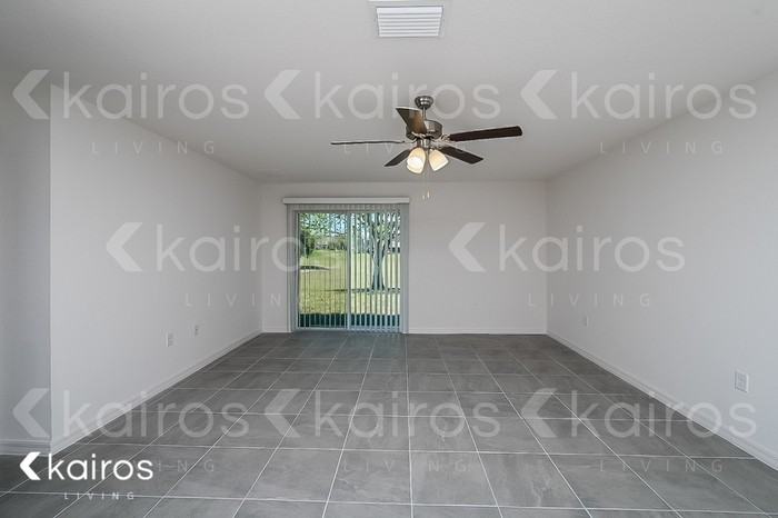 8541 Indian Laurel Ln - Photo 2 of 17