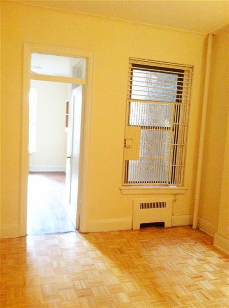 LEXINGTON AND 87TH ST - Photo 2 of 2