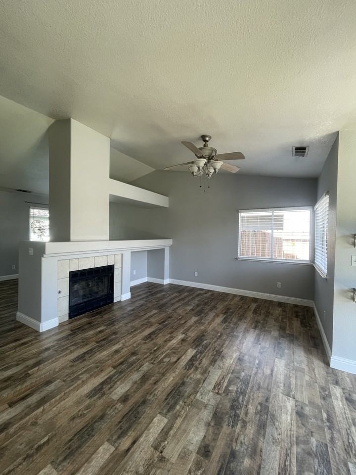 4320 San Martin Dr #NA - Photo 2 of 24