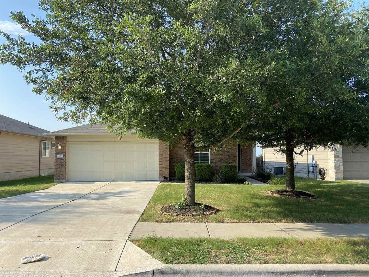 107 Lavaca Loop #1 - Photo 2 of 16