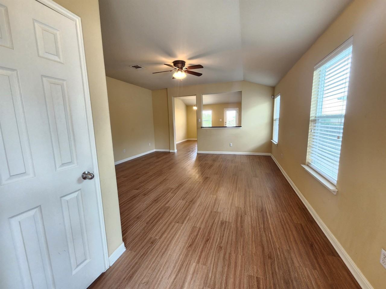 107 Lavaca Loop #1 - Photo 3 of 16