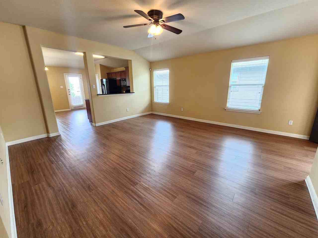 107 Lavaca Loop #1 - Photo 4 of 16