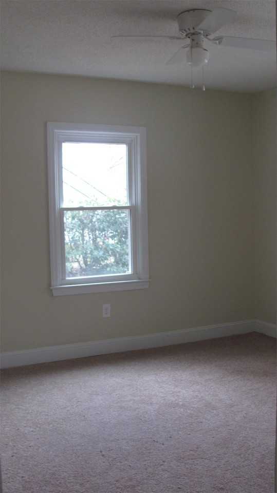 950 Mckimmon Rd #1 - Photo 5 of 8