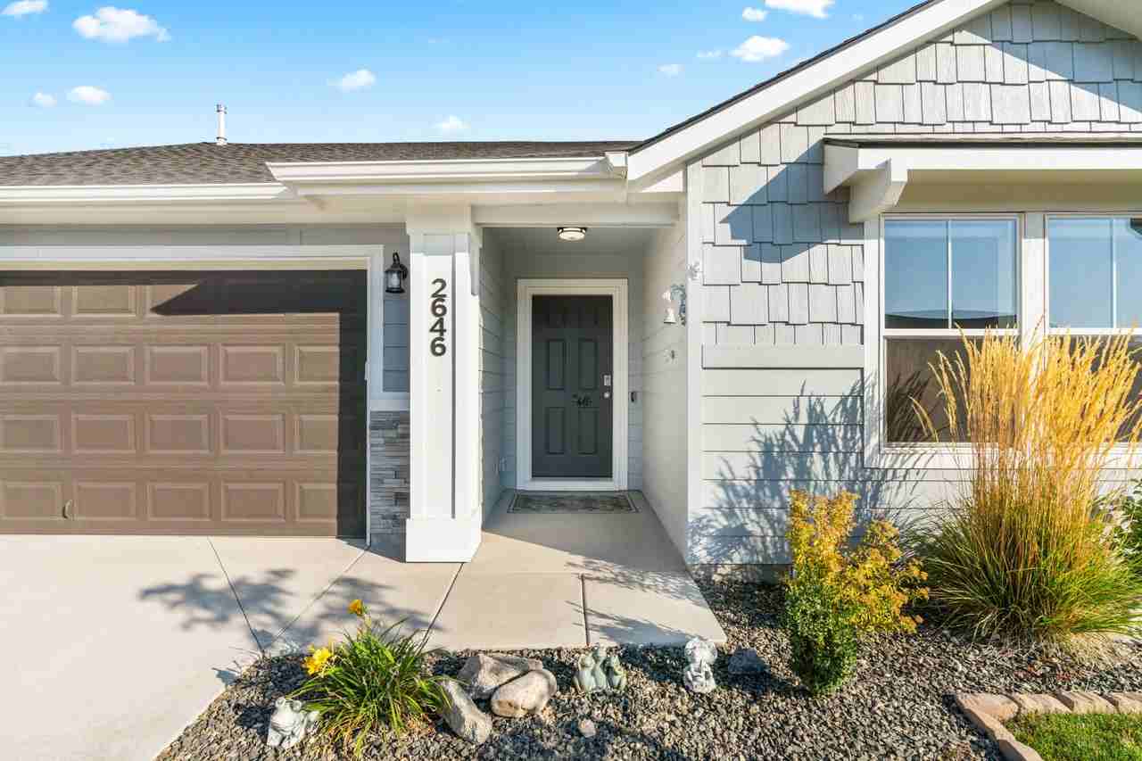 2646 W Balboa Dr #1 - Photo 2 of 25