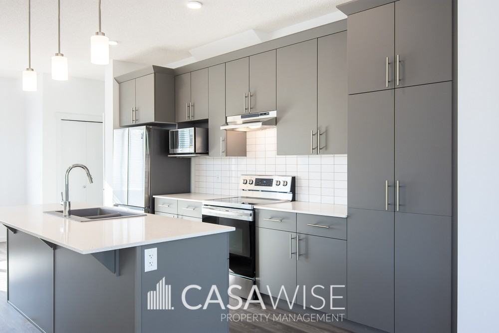 1276 Mcconachie Blvd Nw - Photo 2 of 31