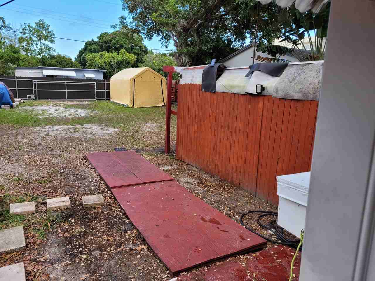 SE 2nd Terrace #1 - Photo 7 of 34